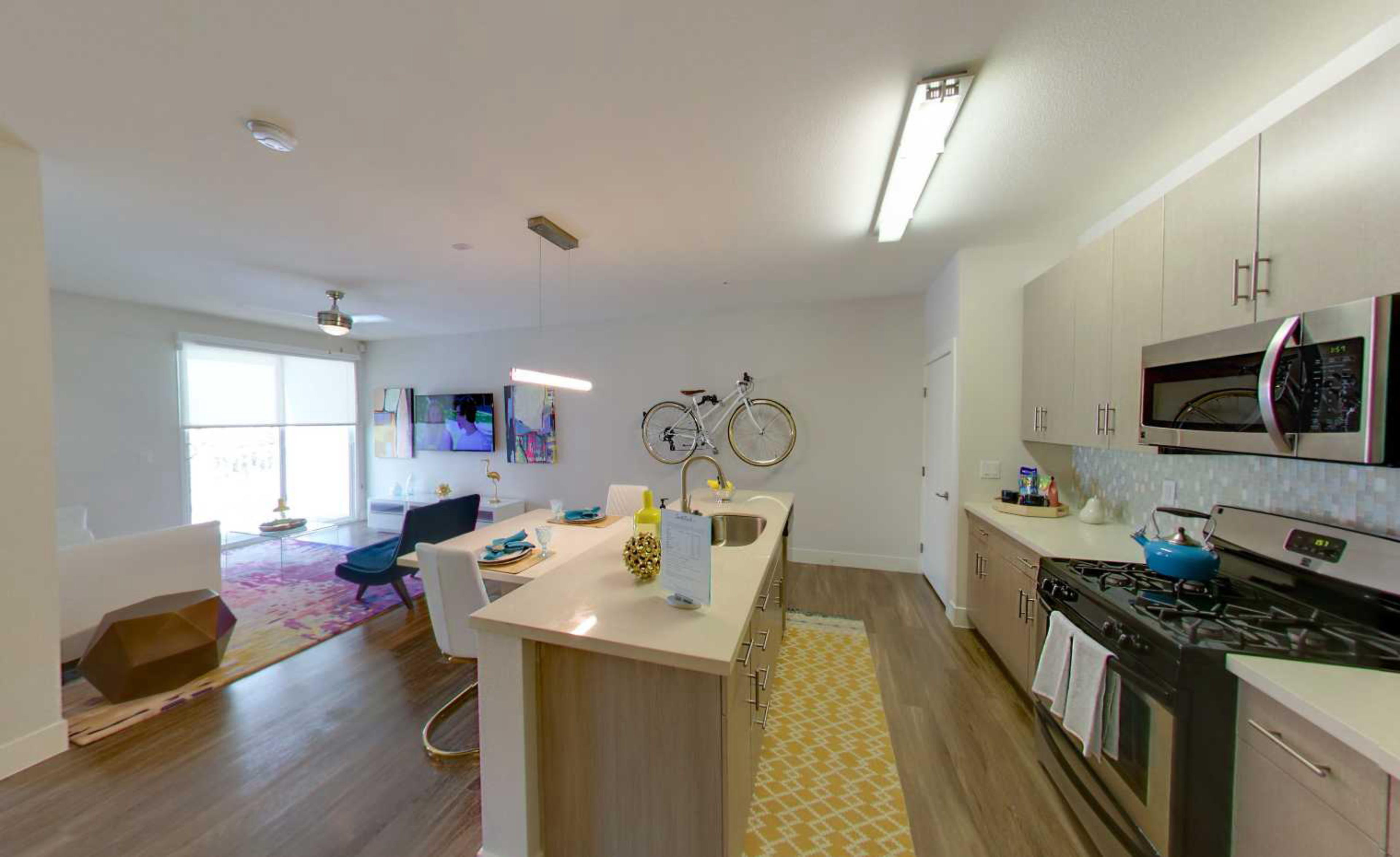 South Beach Apartments, Las Vegas, USA virtual tour preview