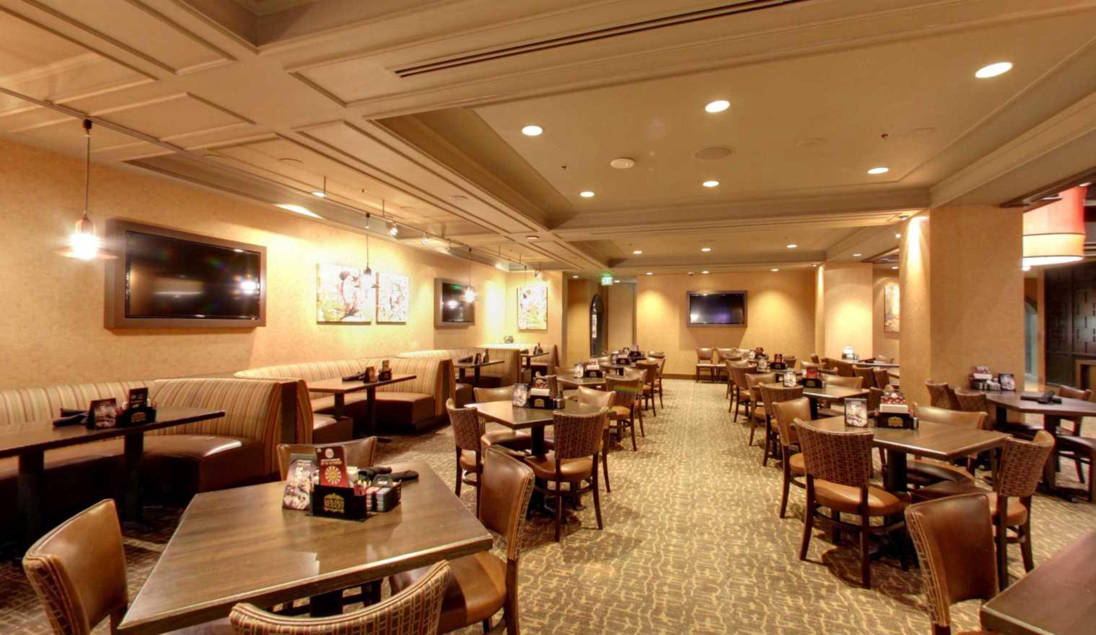 Claim Jumper Restaurants (Fremont St.) virtual tour preview