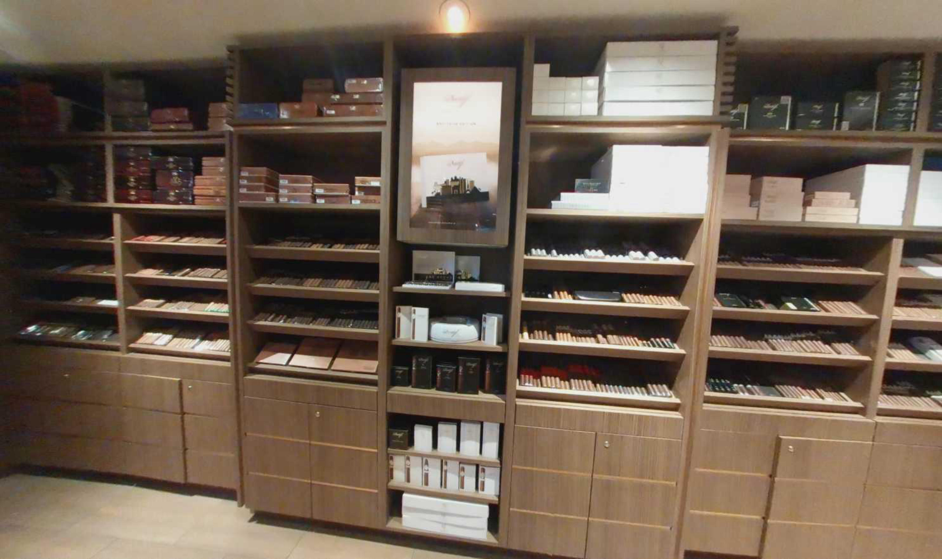 Davidoff of Geneva Cigar Bar, Las Vegas, USA virtual tour preview