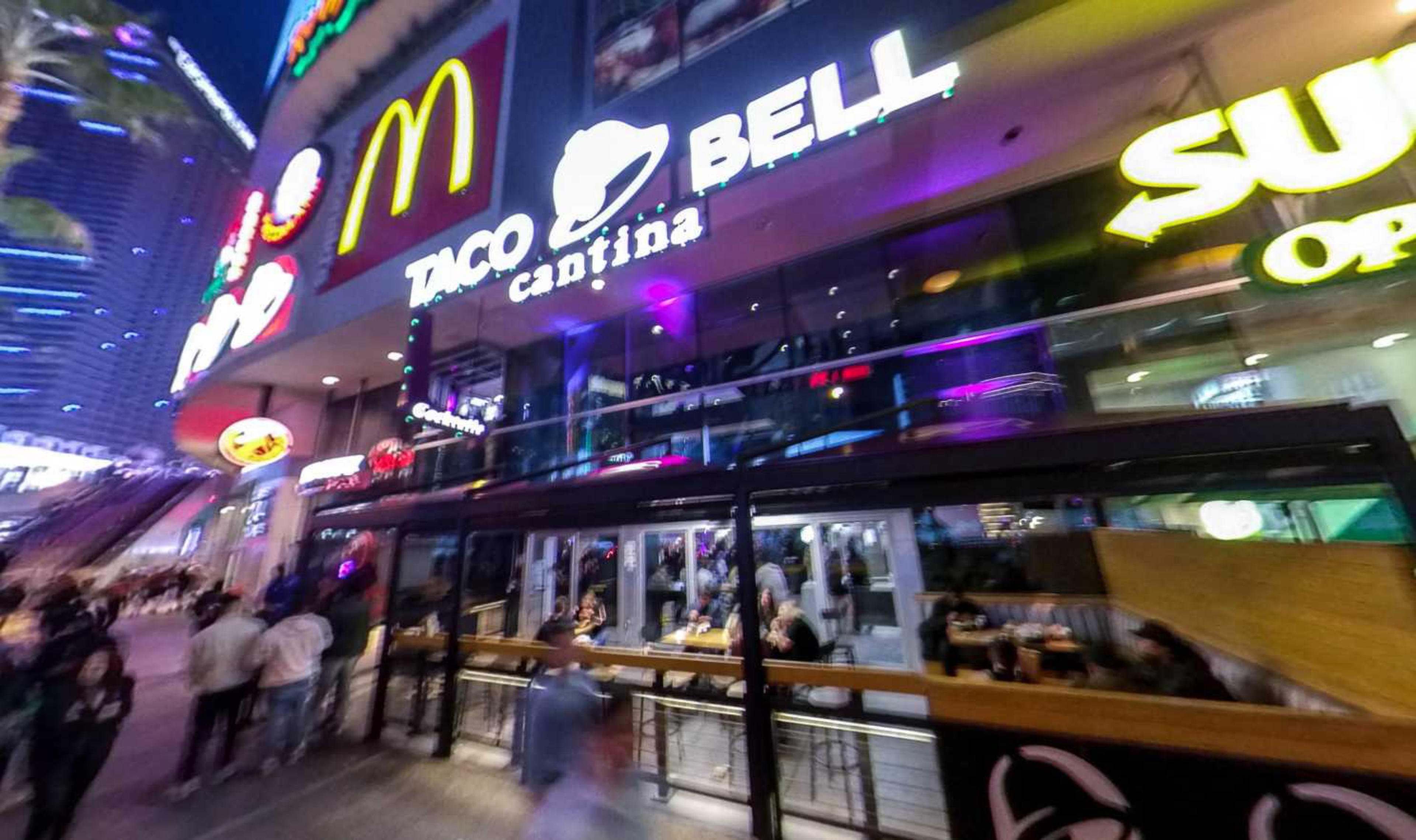 Taco Bell Cantina - Vegas Strip, Las Vegas, USA virtual tour preview