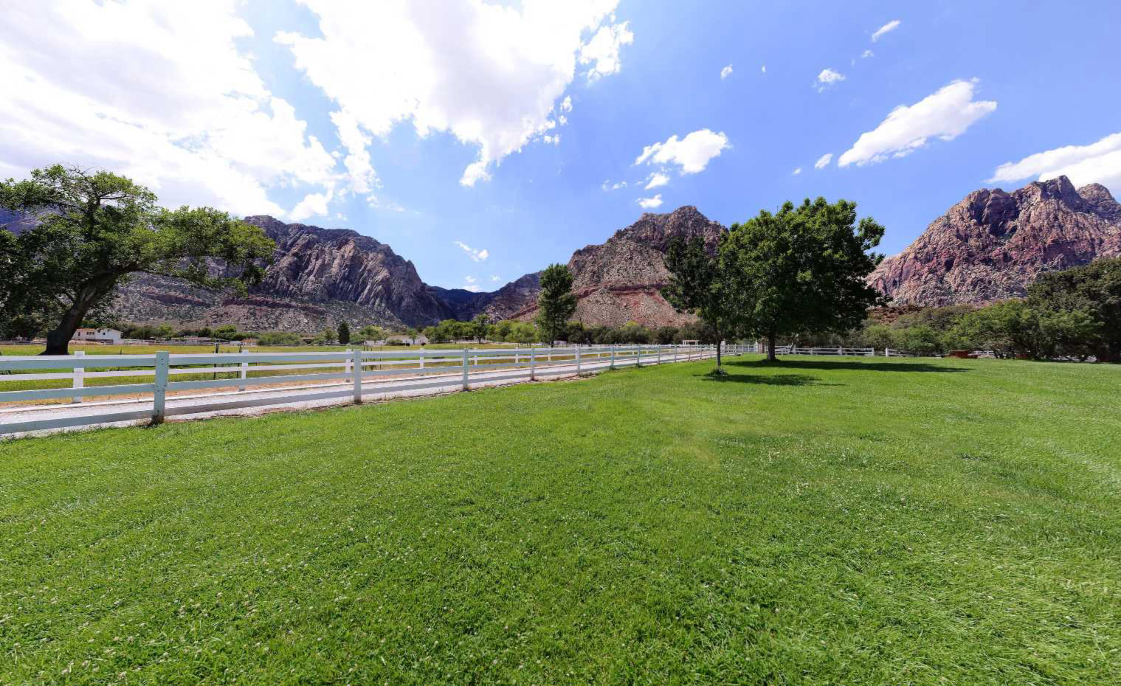 Spring Mountain Ranch State Park, Blue Diamond, Clark County, USA virtual tour preview