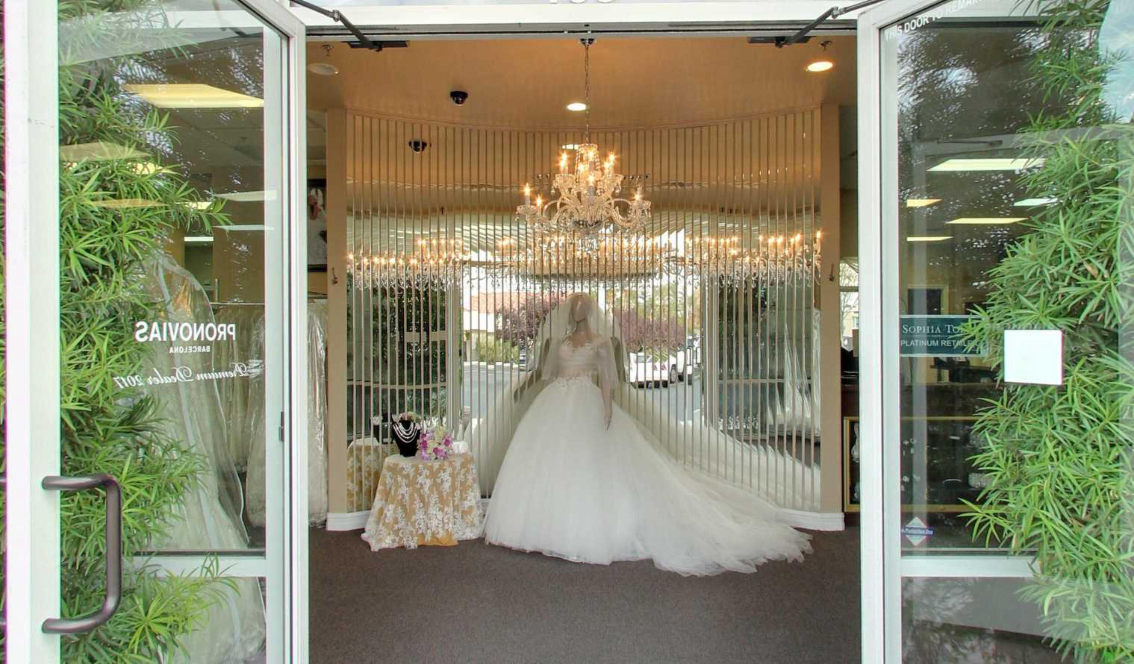 Bowties Bridal, Las Vegas, USA virtual tour preview