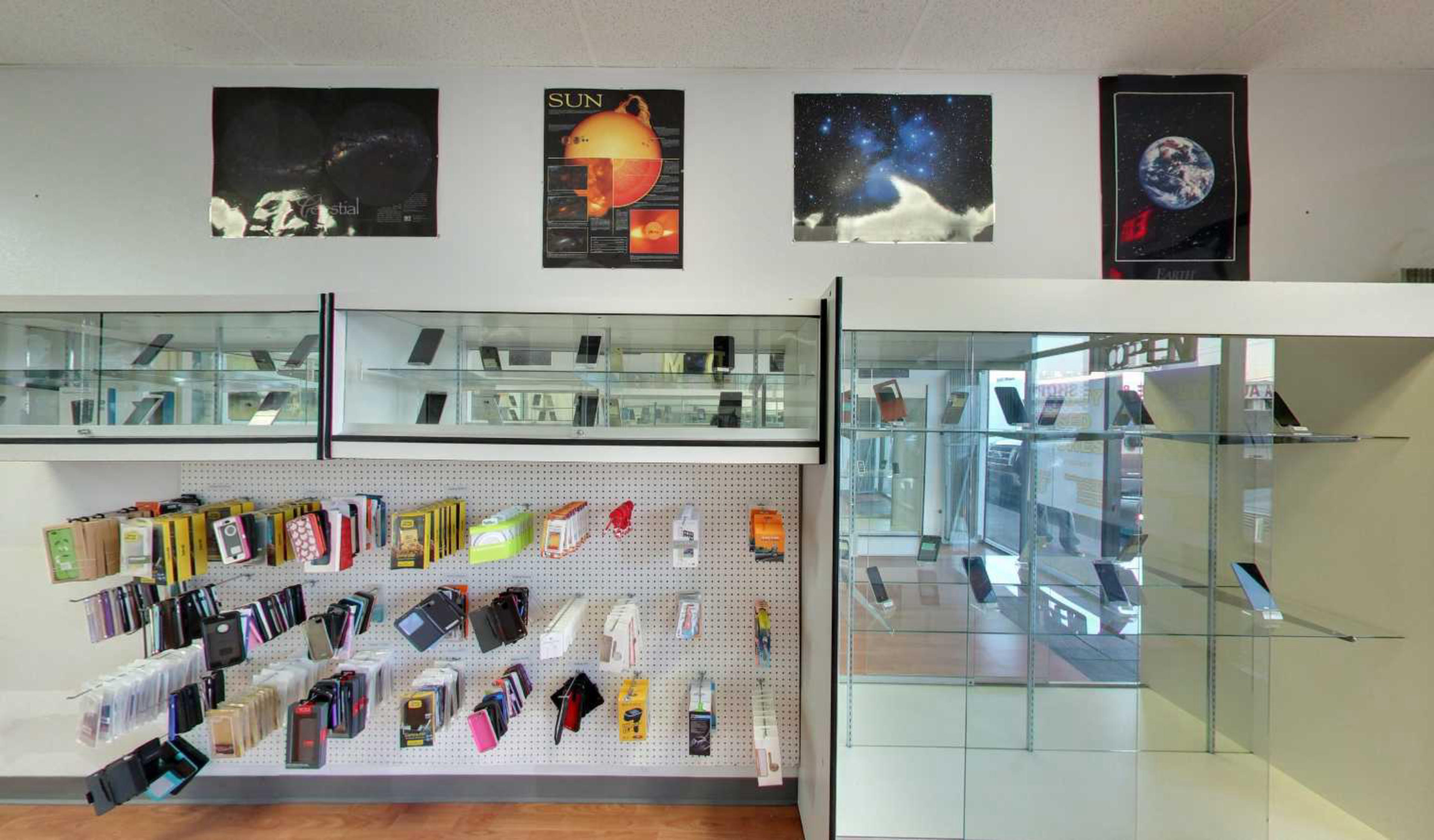 DM Bros. Phoneworld Tropicana, Las Vegas, USA virtual tour preview