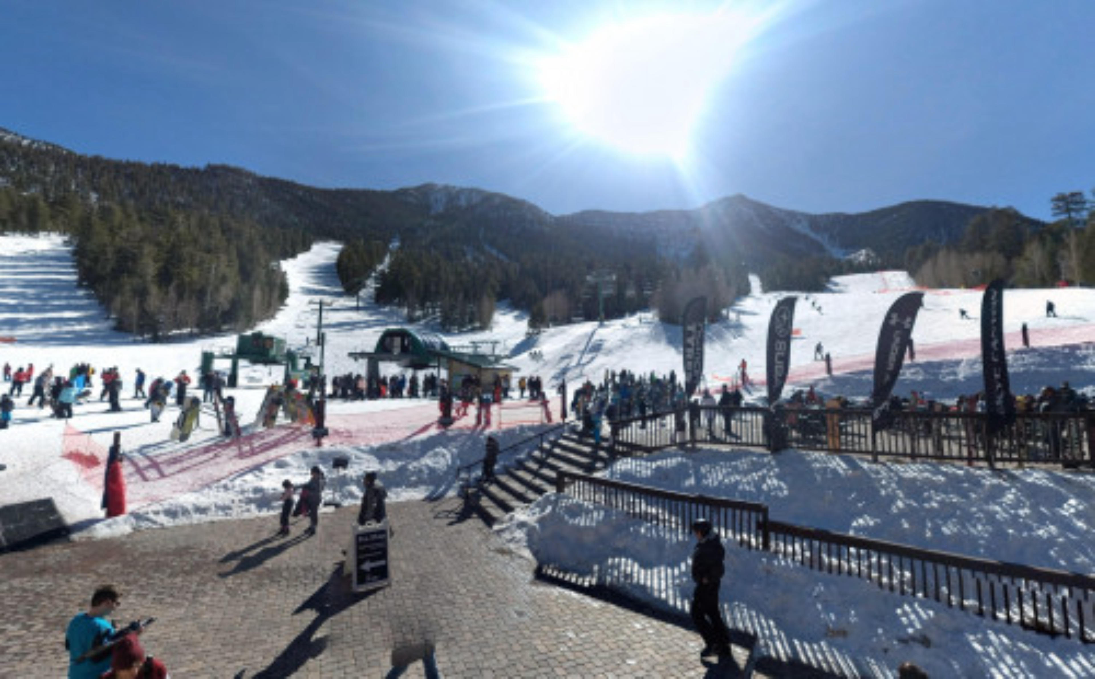 Las Vegas Ski & Snowboard Resort - Lee Canyon, USA virtual tour preview