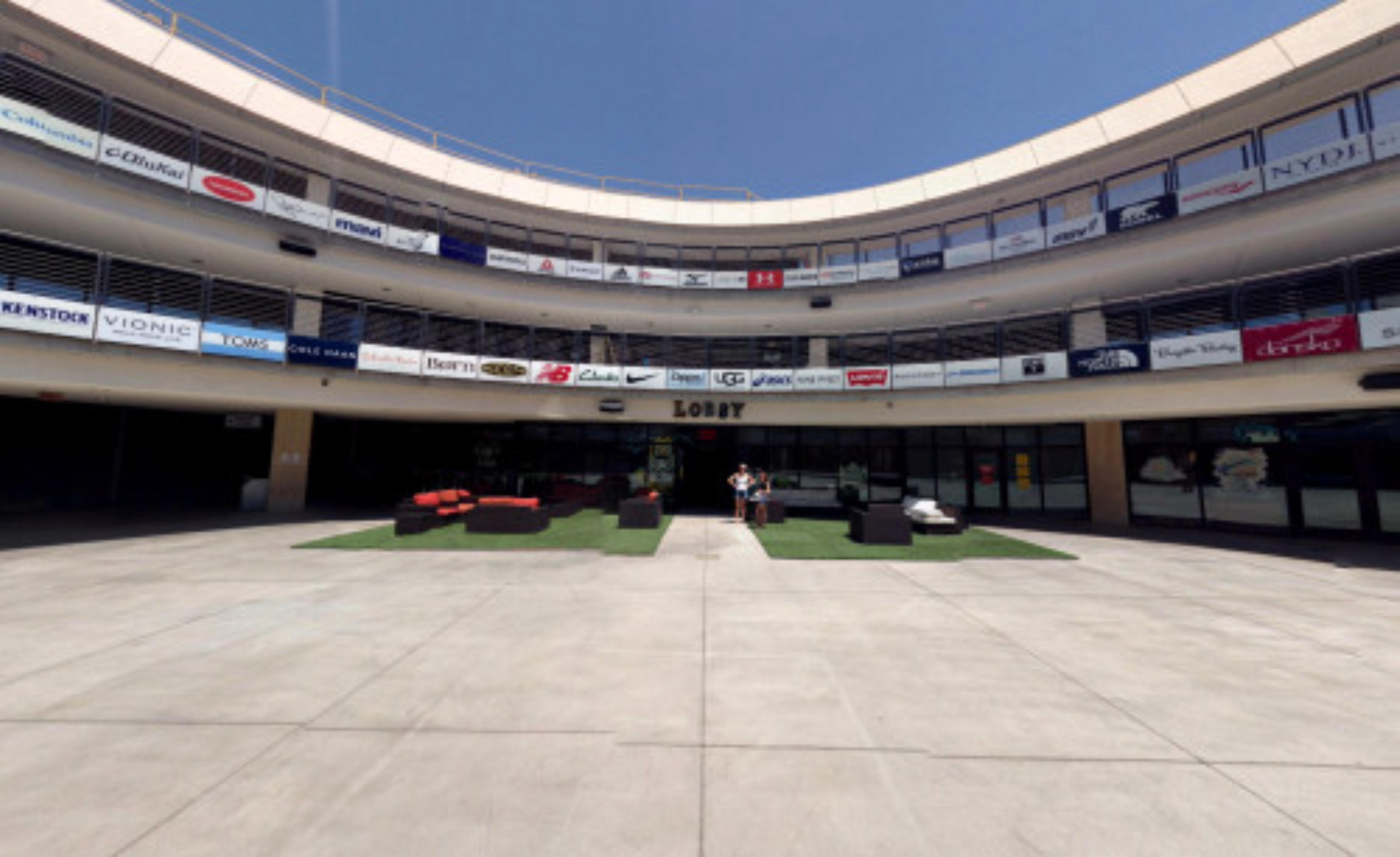 Zappos, Las Vegas, USA virtual tour preview